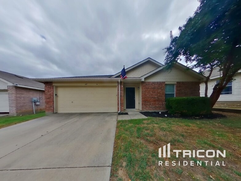 Building Photo - 641 Rosario Ln