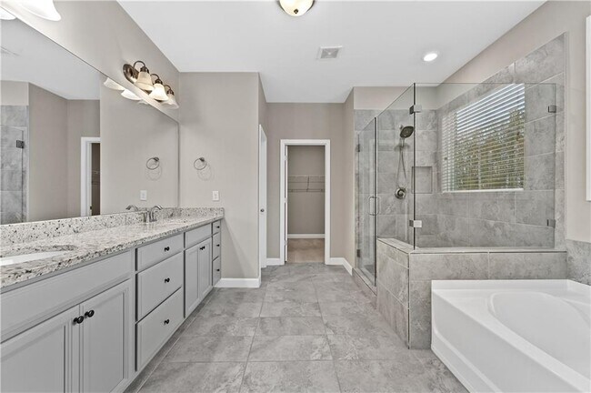 Building Photo - 4832 Miller Ridge Blvd