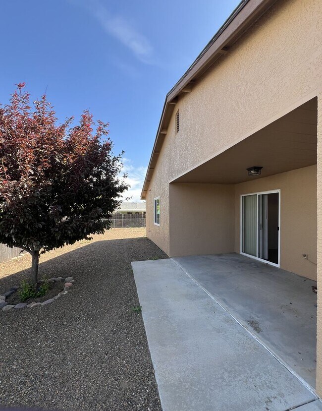 Building Photo - 7350 Spouse Dr
