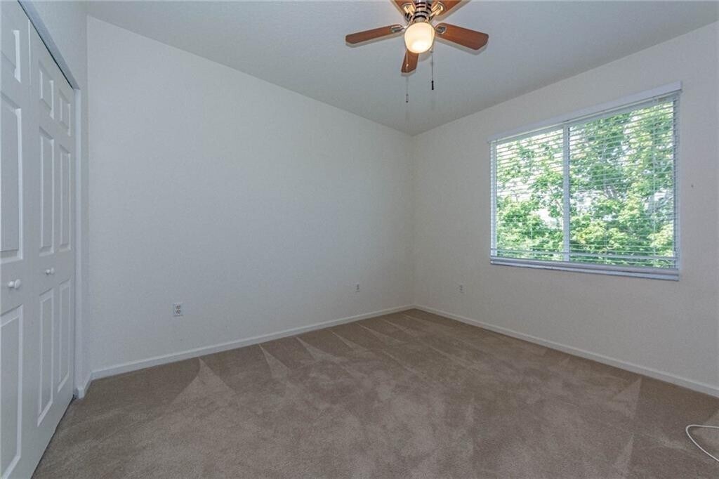 Building Photo - 2563 Stockbridge Sq SW