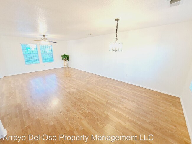 Building Photo - 4 br, 2 bath House - 10119 High Range Road SW