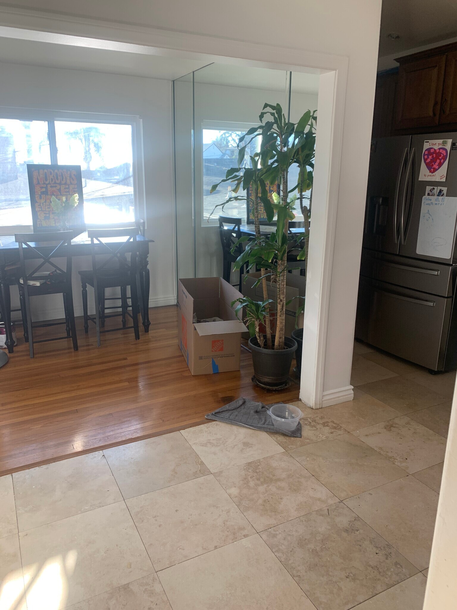 Building Photo - 5037 Parkglen Ave