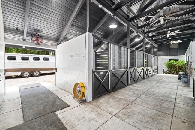 Building Photo - 14289 Equestrian Way