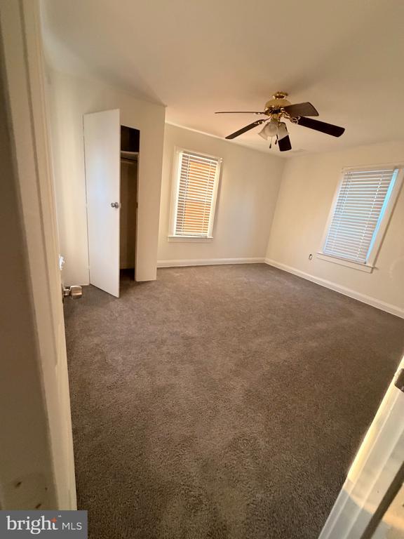 Building Photo - 15 Wolf Ave