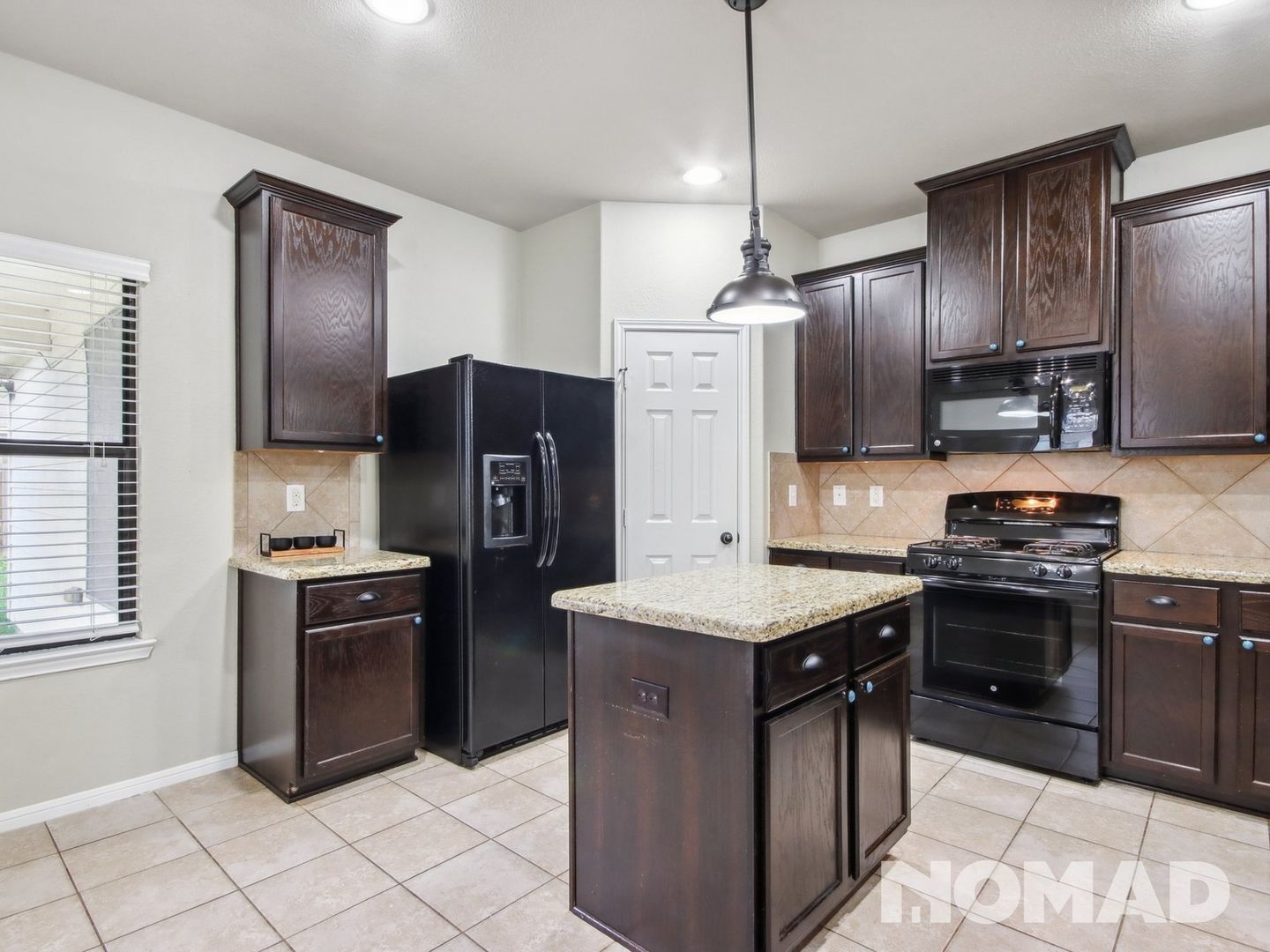 Building Photo - 2331 Grey Reef Dr