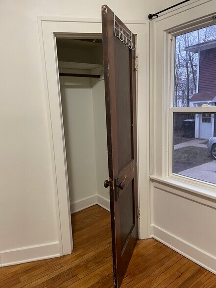 Closet - 738 Moore St