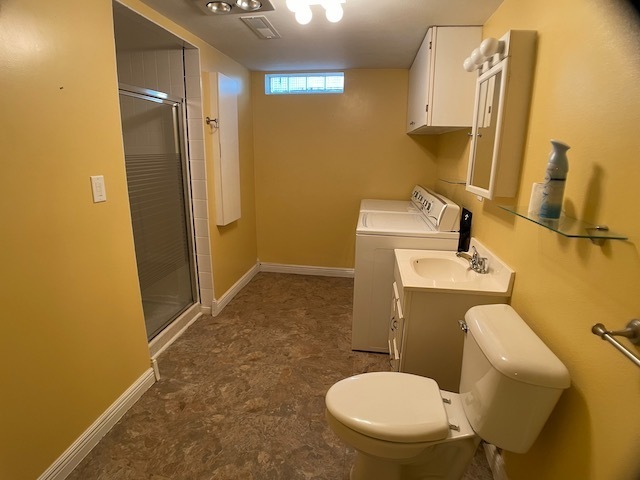 Building Photo - Duplex in North Peoria