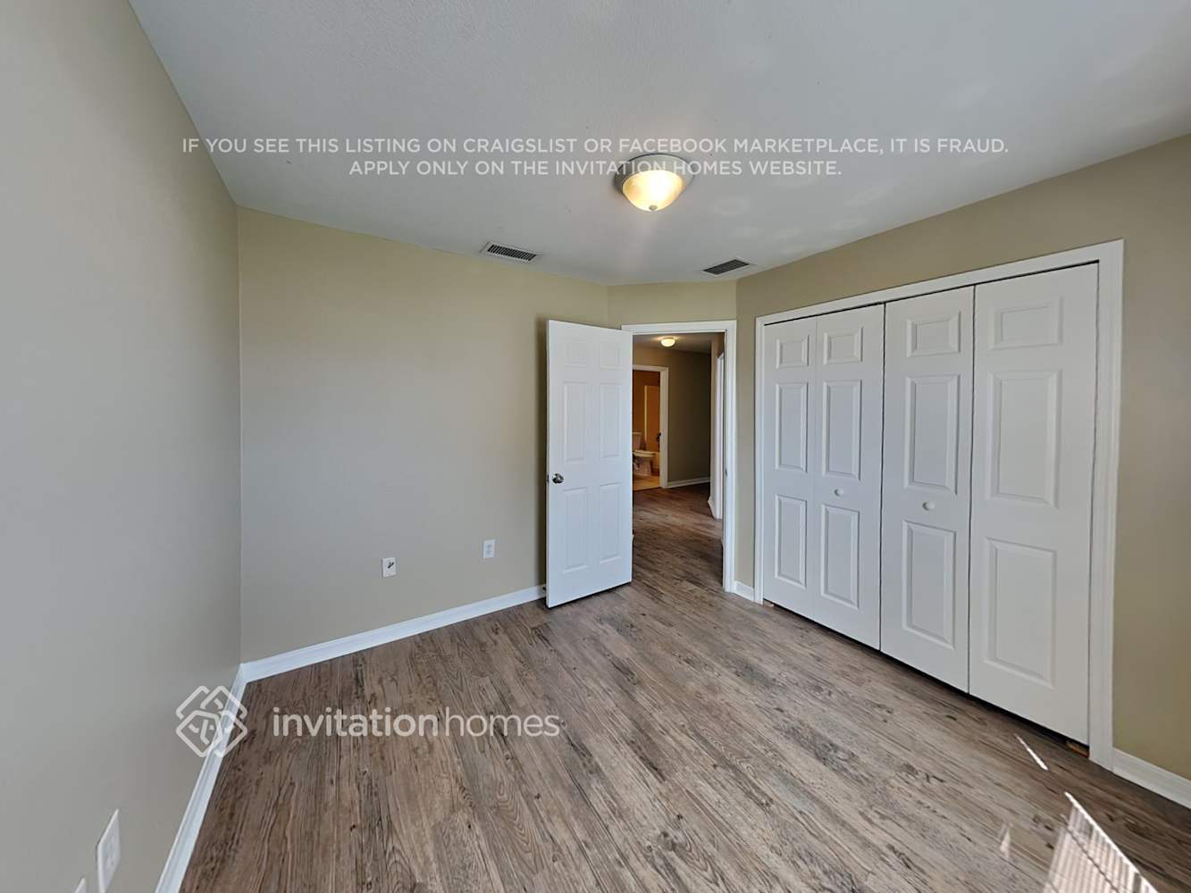 Building Photo - 712 Hamster Ct
