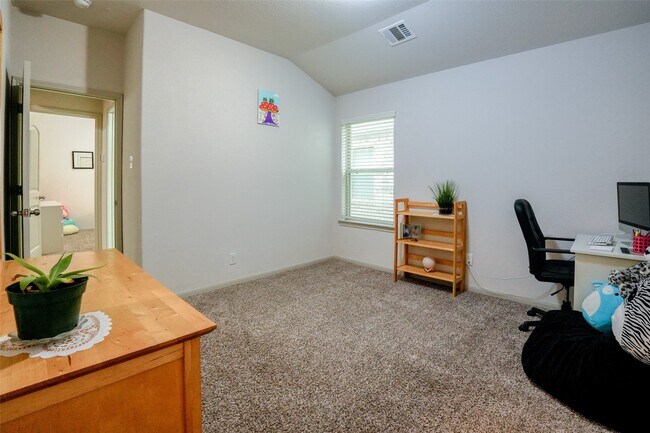 Building Photo - 9857 Gln Brk Ln