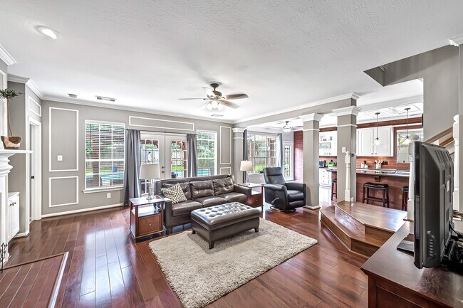 Building Photo - 23002 Cherrington Ct