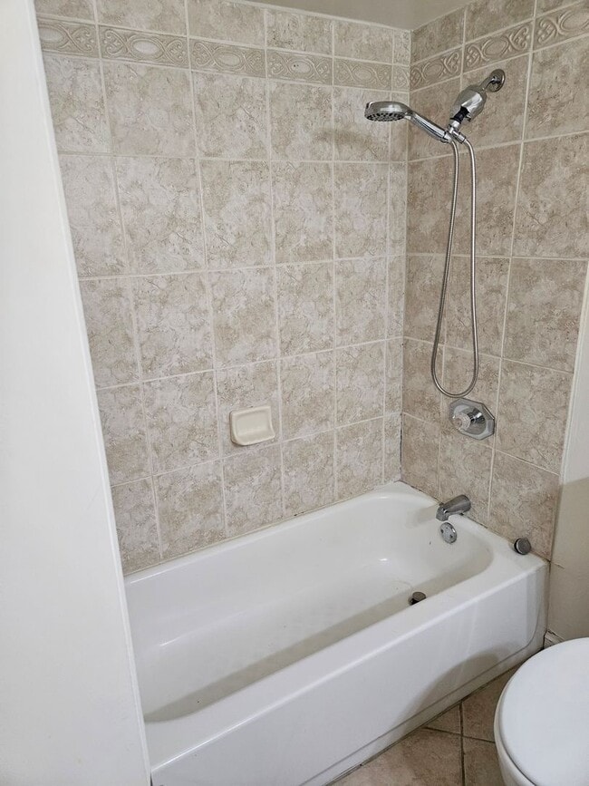 Building Photo - 3 BED 2 BATH TEMPE CORNER LOT