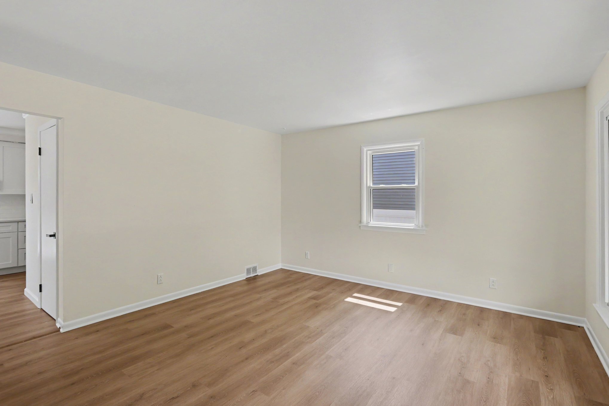 Building Photo - 4510 Rosewold Ave