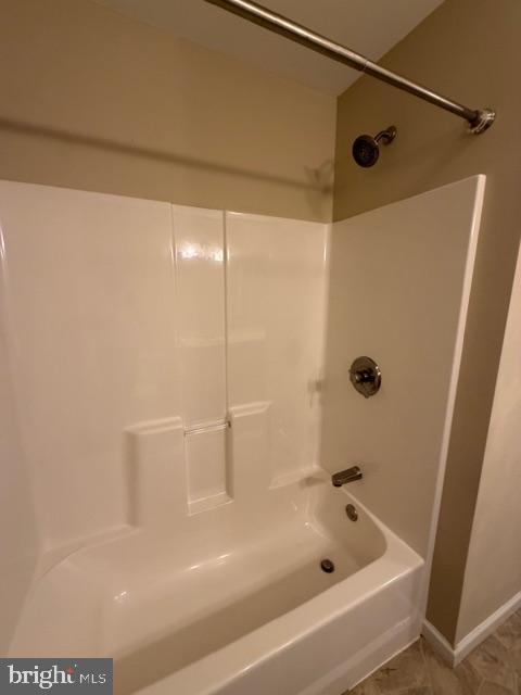 Building Photo - 688 Stoverdale Rd