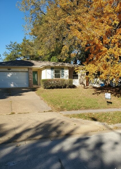 Building Photo - 5671 S Franklin Ave