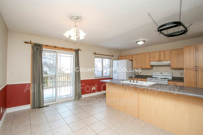 Building Photo - C406 Chukar Ct