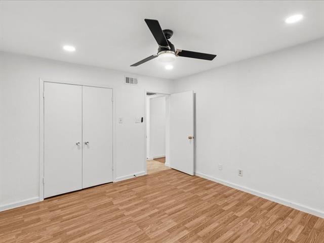 Building Photo - 10650 Steppington Dr