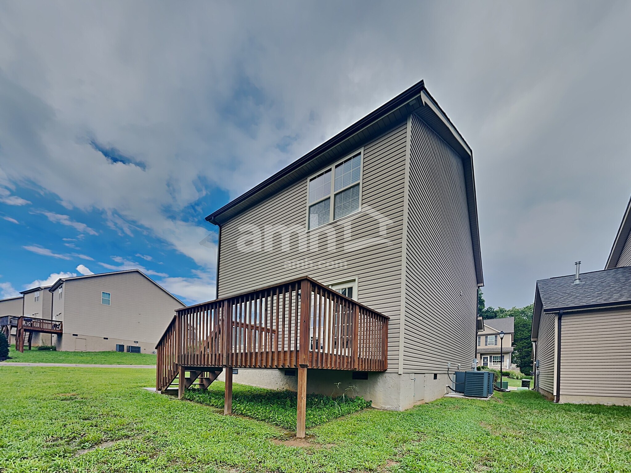 Building Photo - 1617 Silver Spur Ln