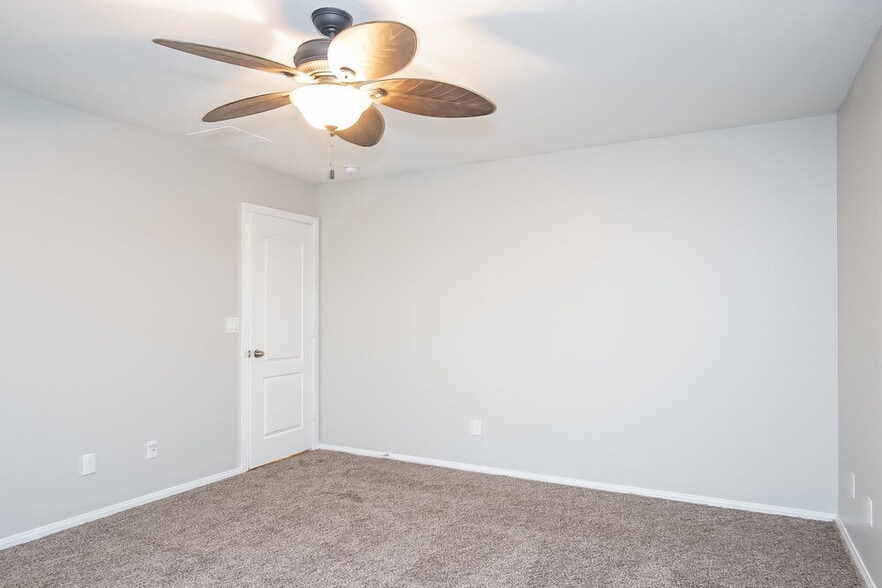 Building Photo - 4505 Harbison Canyon Ct