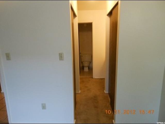 Building Photo - 1032 E 400 S
