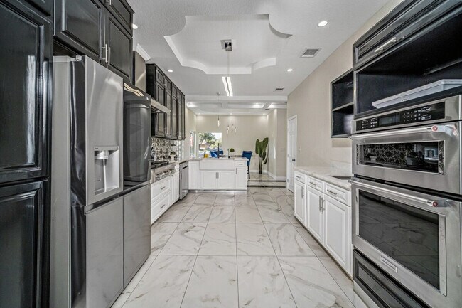 Building Photo - 219 Utah St