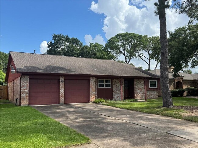 Primary Photo - 16407 Havenhurst Dr