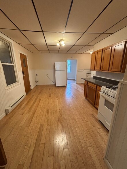 Building Photo - 140-142 Congress St