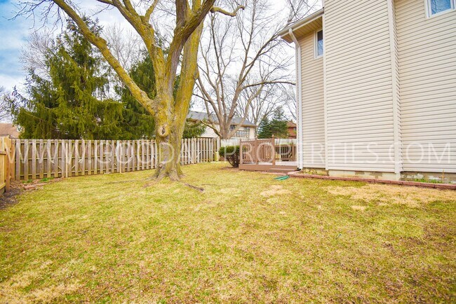 Building Photo - 3 Bedroom, 3 bath Home in West Des Moines!!