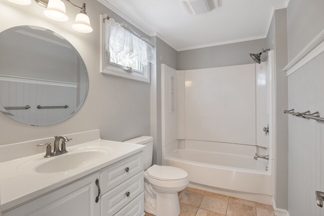 Building Photo - 8244 Daisy Field Path