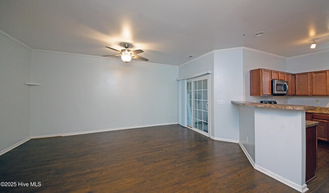 Building Photo - 219 Caldwell Loop