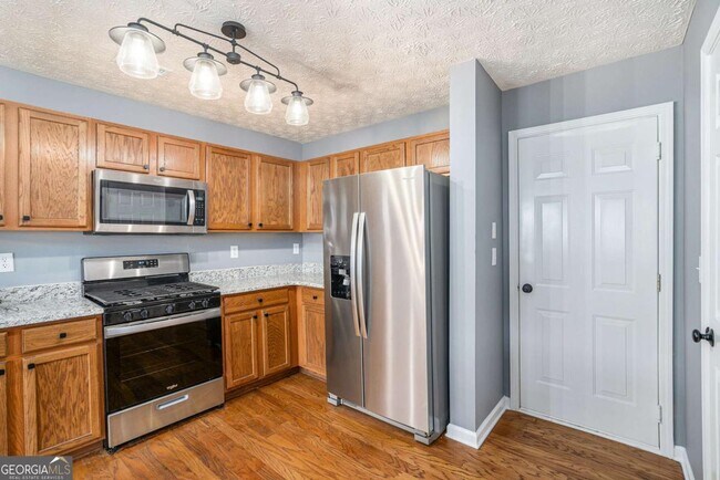 Building Photo - 74 Slate Dr