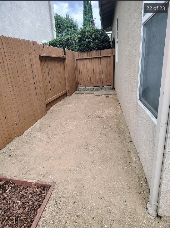 Building Photo - 609 Chateau Way