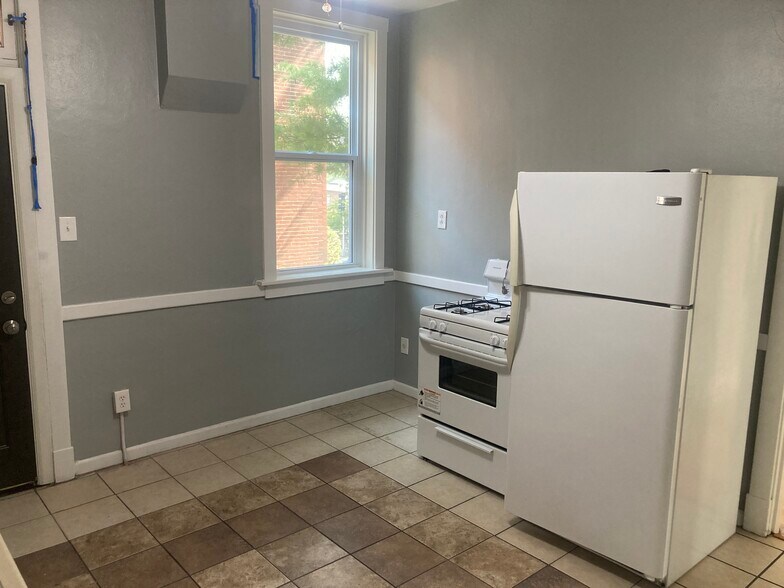 Building Photo - 4233 Meramec St