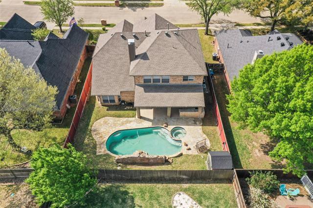 Building Photo - 2700 Timberwood Dr