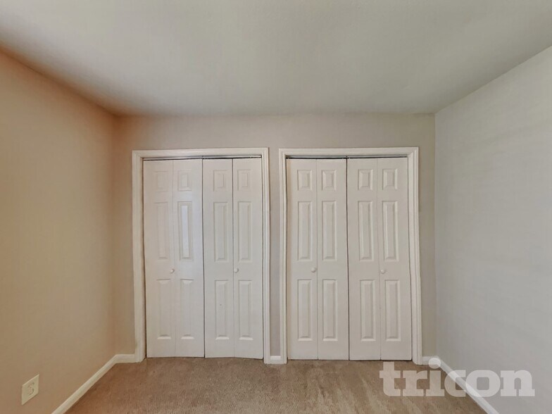 Building Photo - 3815 Shadow Trail