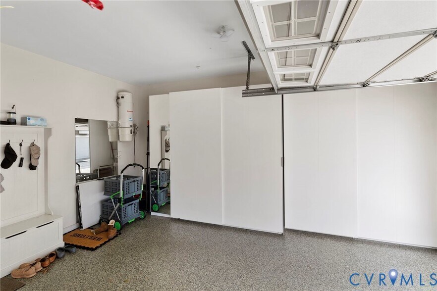 Building Photo - 3920 Village Commons Walk