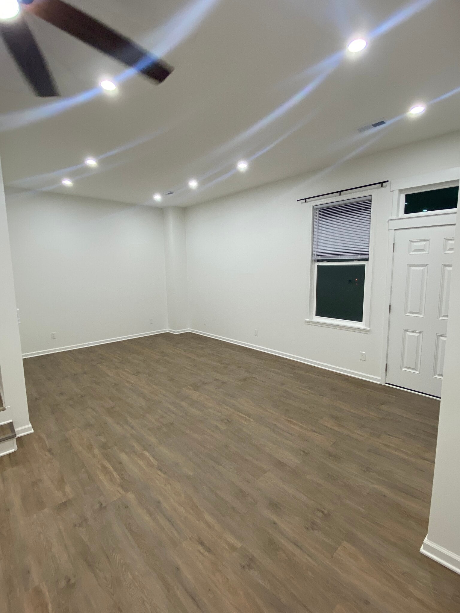 Building Photo - 203 E Ellsworth St