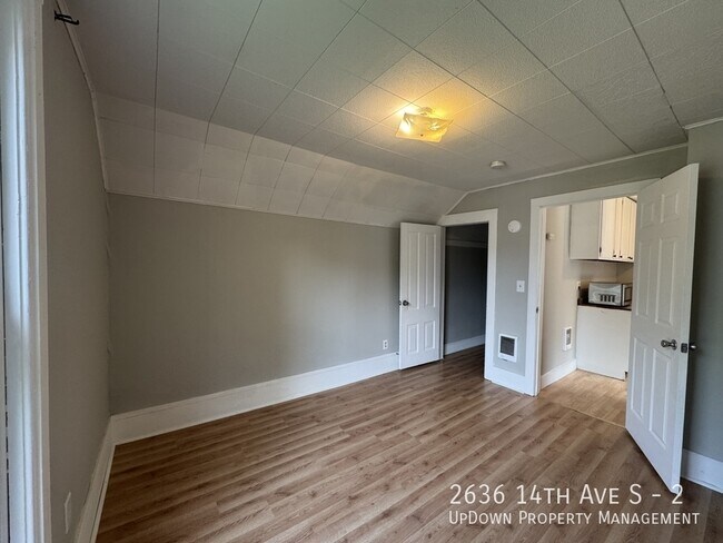 Building Photo - 2636 14th Ave S