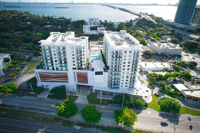 Building Photo - 3900 Biscayne Blvd