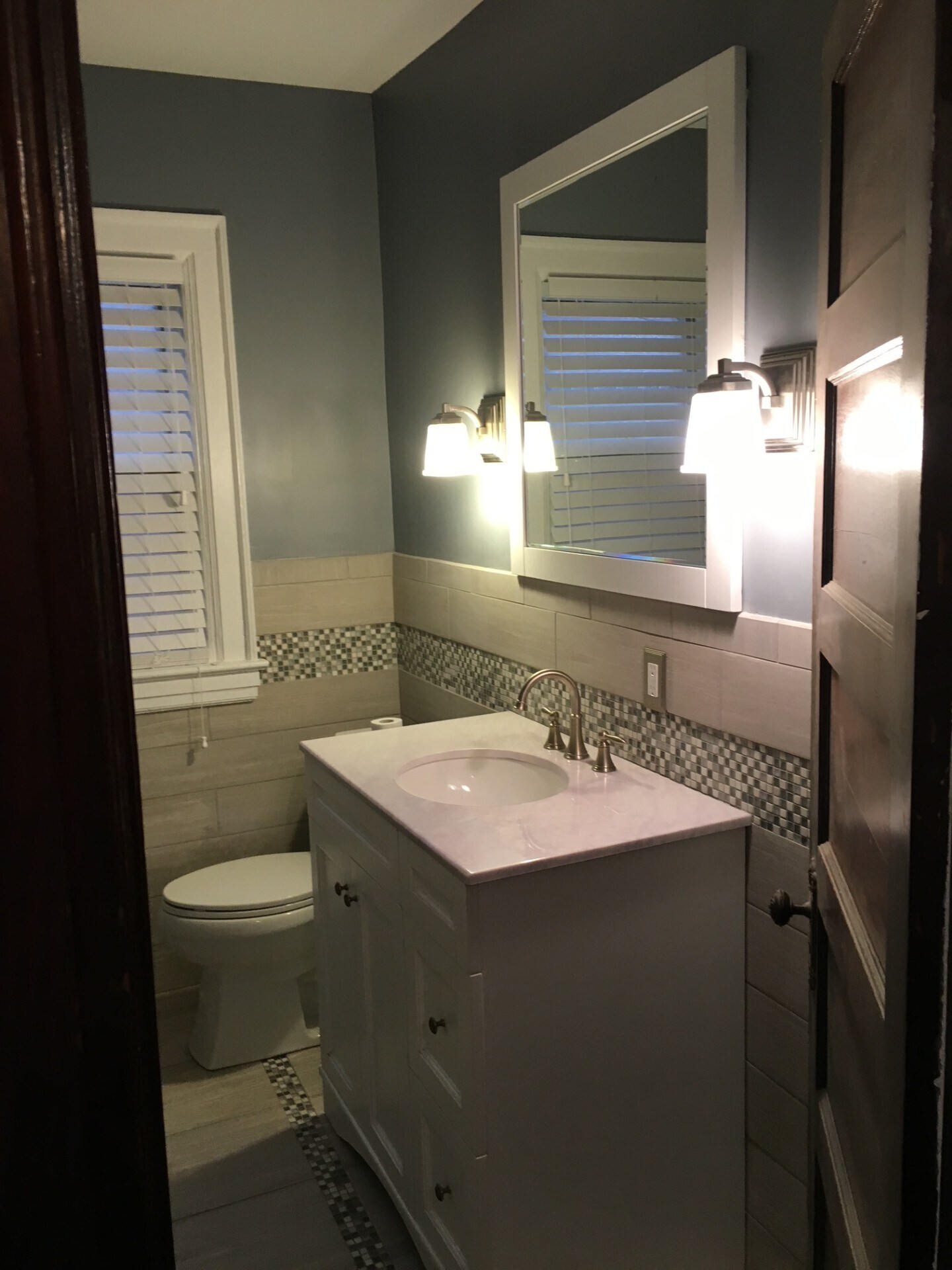 Building Photo - 76 Cottage St