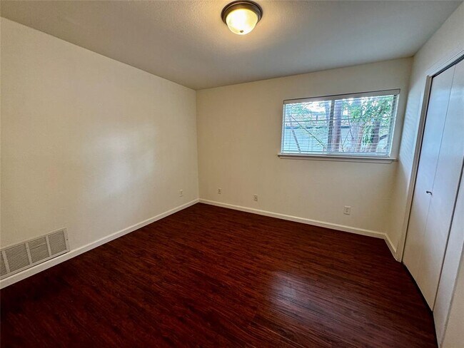 Building Photo - 11215 Slippery Elm Trail