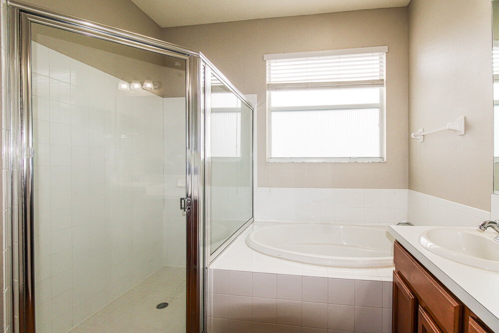 Building Photo - 3731 Braemere Dr