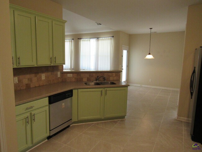 Building Photo - 106 Dennard Dr
