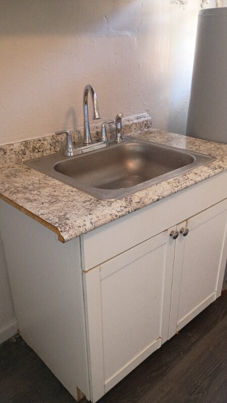 Building Photo - 2412 Mason St