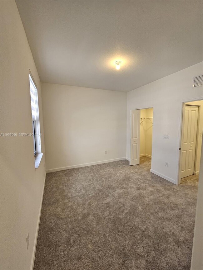 Building Photo - 23259 SW 128th Ave