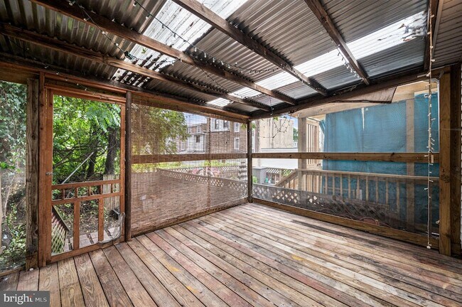 Building Photo - 3126 N 35th St