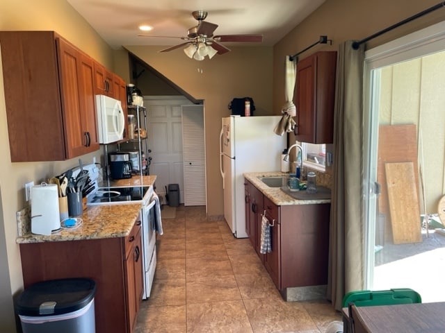 Kitchen - 76-6339 Kupuna St