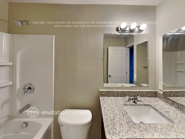 Building Photo - 2730 Shannon Dr