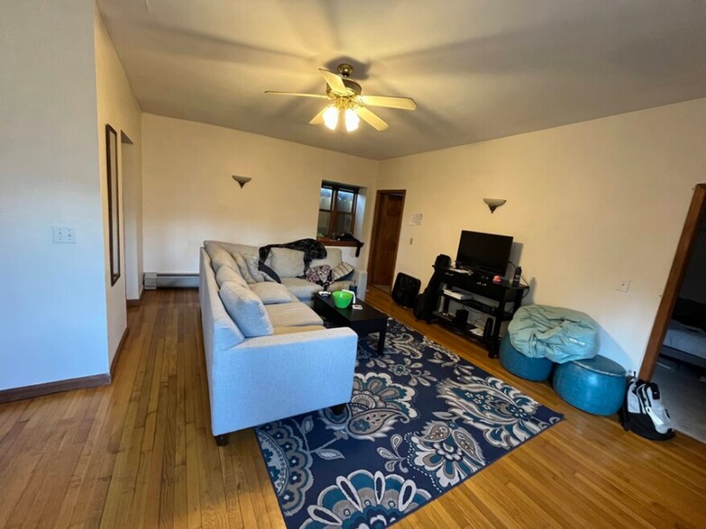 Building Photo - 365 Hamilton St