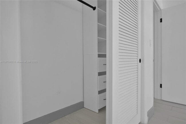 Building Photo - 17144 SW 112th Ct