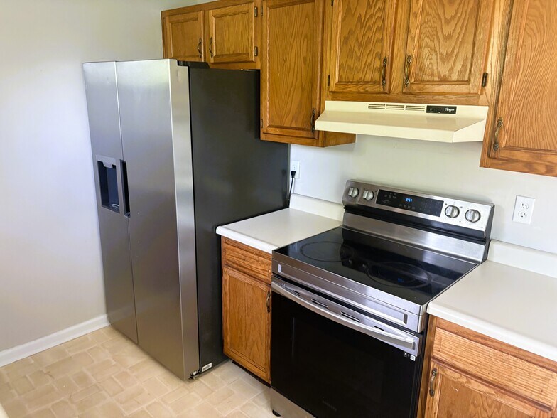 Building Photo - 3200 Caddo Lake Ct